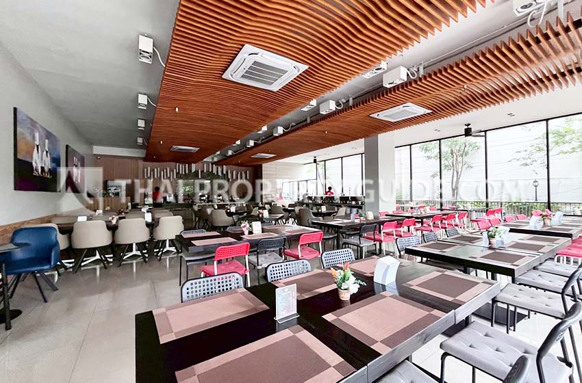Service Apartment in Bangnatrad 